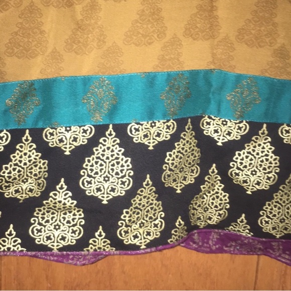 Exclusive boutique
Pakistani Kurti in perfect condition. - Picture 5 of 6